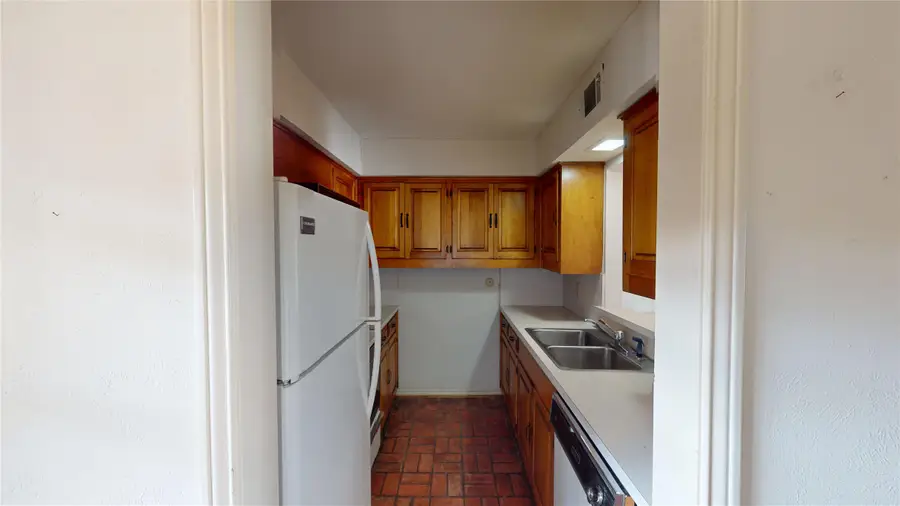 902 S Weatherred Drive #902F, Richardson, TX 75080 - #2