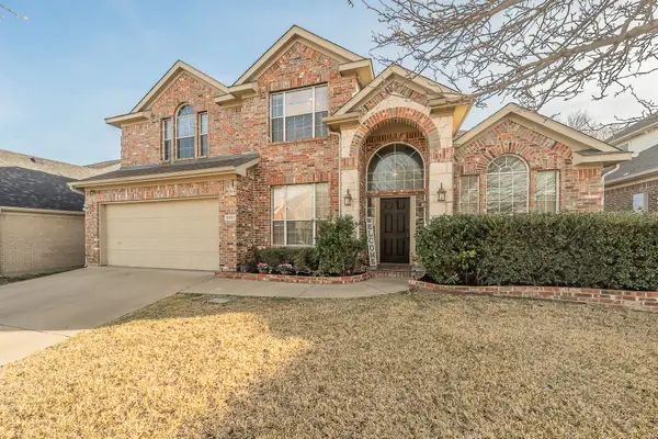 5021 Valleyside Drive, Fort Worth, TX 76123