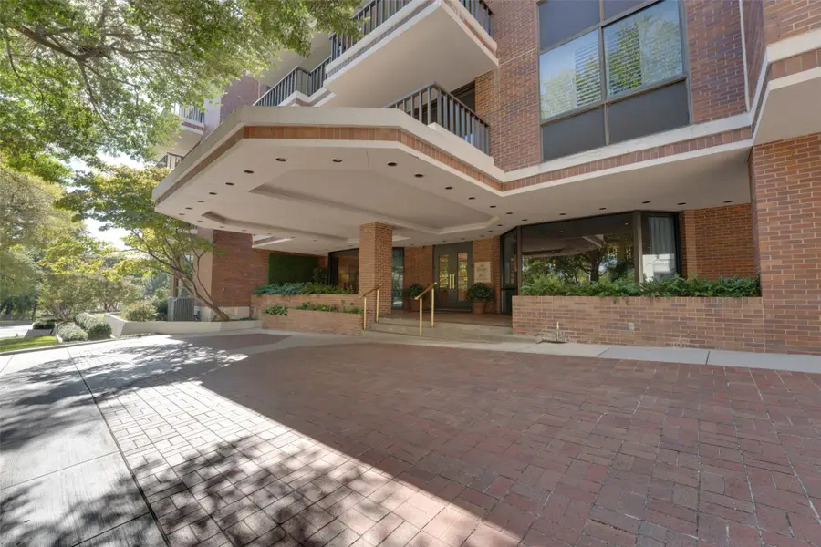 3621 Turtle Creek Boulevard #7E, Dallas, TX 75219 - #2