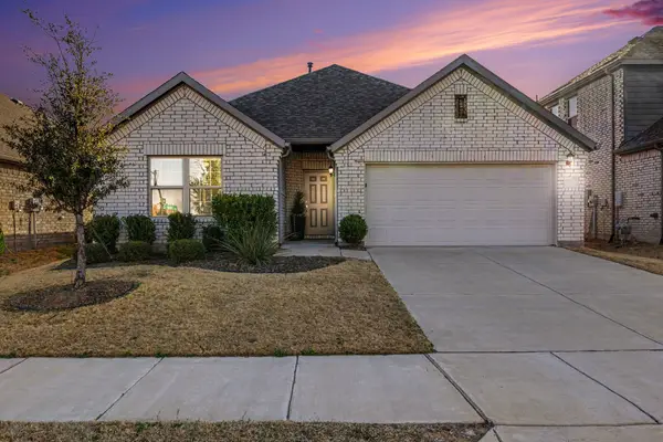 3304 Macaw Road, Celina, TX 75009