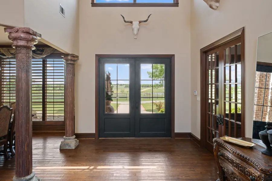 2454 380 W State Highway, Jacksboro, TX 76458 - #2