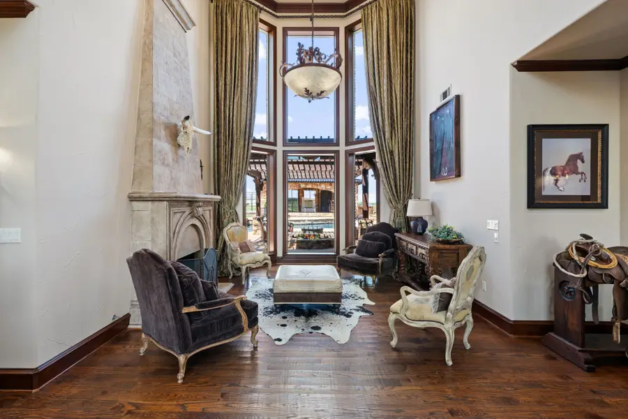 2454 380 W State Highway, Jacksboro, TX 76458 - #3