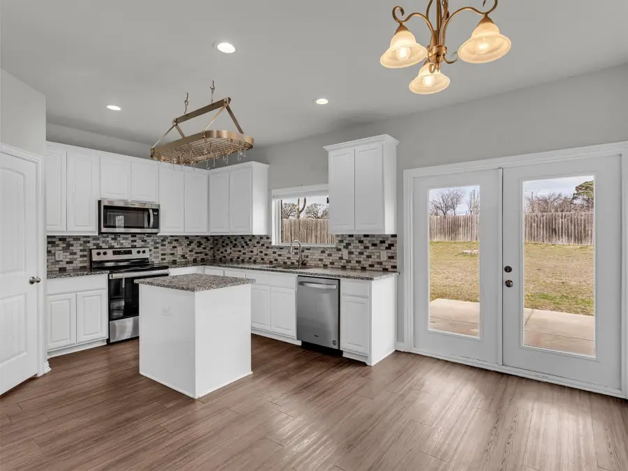 2811 W Washington Street, Denison, TX 75020 - #3