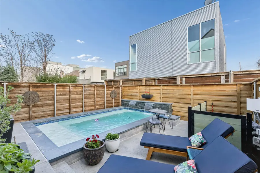 4404 Capitol Avenue, Dallas, TX 75204 - #3