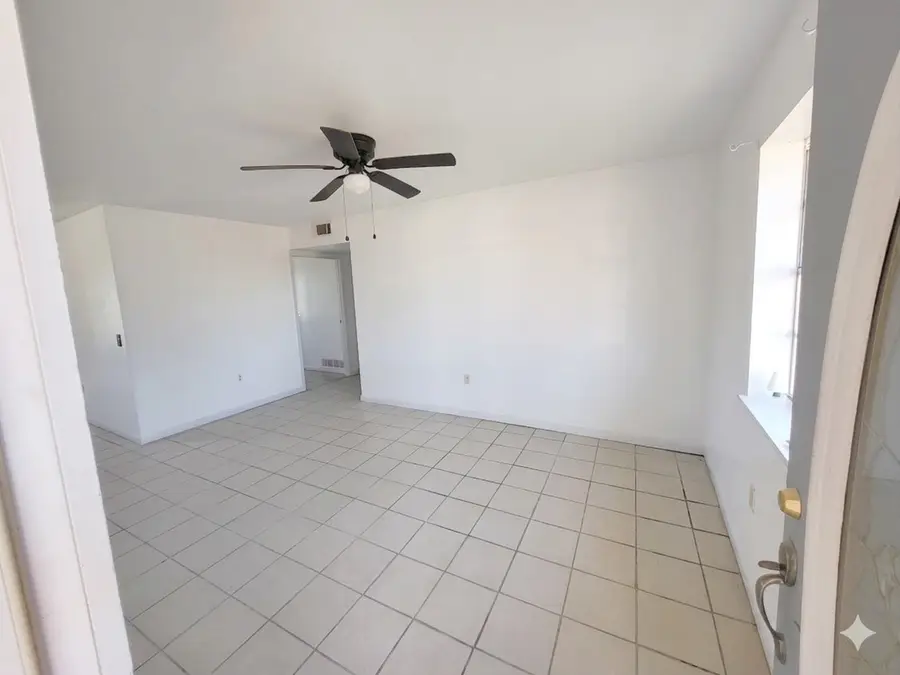 305 Sierra Vista Drive, Chico, TX 76431 - #2