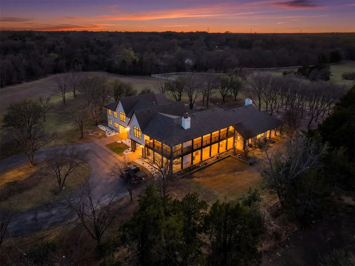 1000 W Wintergreen Road, Desoto, TX 75115 - #1