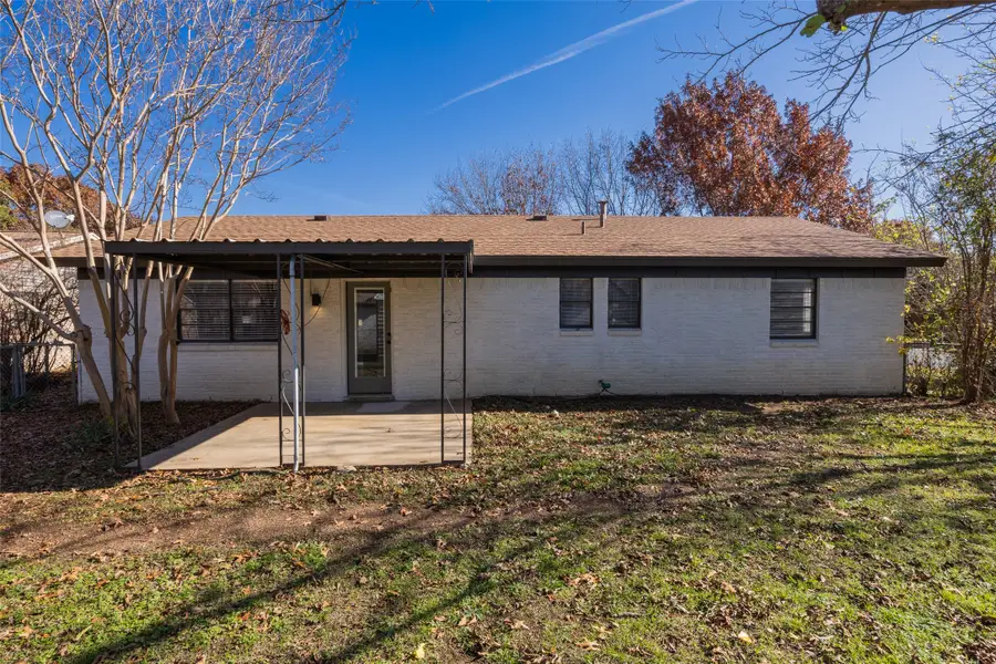 708 Meadowlark Circle, Crowley, TX 76036 - #3