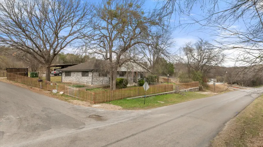 2708 Cedarhill Street, Granbury, TX 76048 - #2