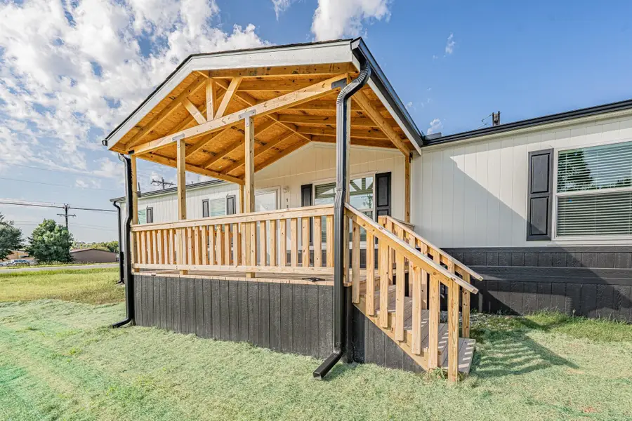 105 Beaver Creek Drive, Azle, TX 76020 - #3