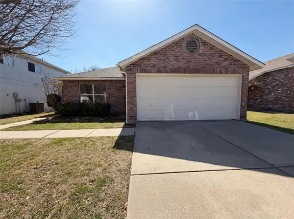 10133 Chapel Glen Terrace, Fort Worth, TX 76116