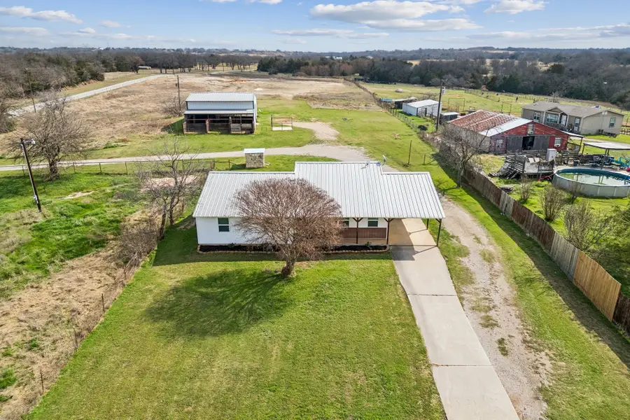 1087 County Road 2395, Alvord, TX 76225 - #2