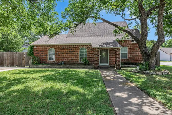 401 Magnolia Street, Arlington, TX 76012