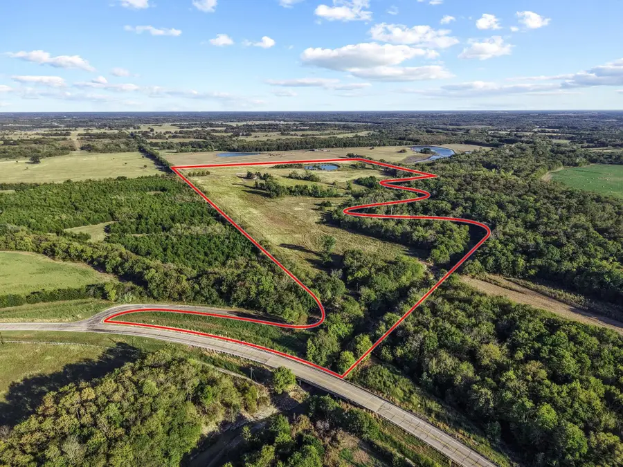 300 Co Rd 27100, Honey Grove, TX 75446 - #2