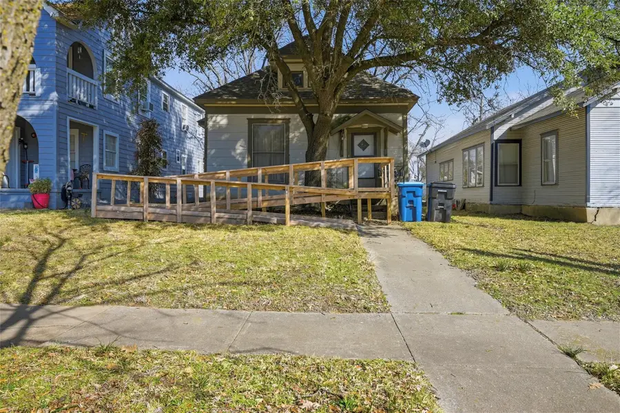 417 E Morton Street, Denison, TX 75021 - #3