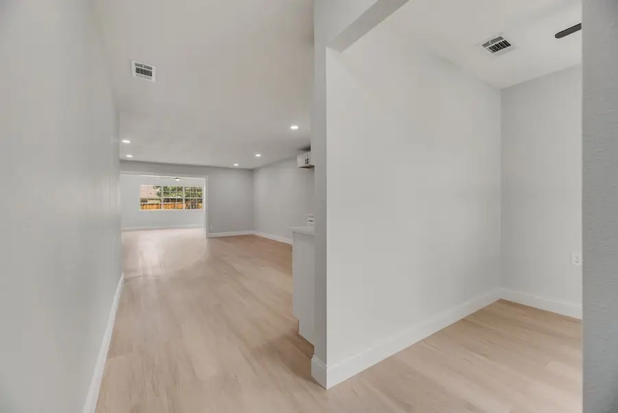 2015 Rose Hill Road, Carrollton, TX 75007 - #2