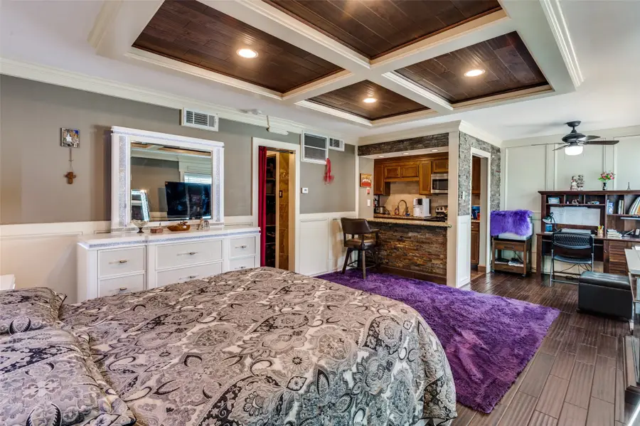 4347 Dickason Avenue #116, Dallas, TX 75219 - #2