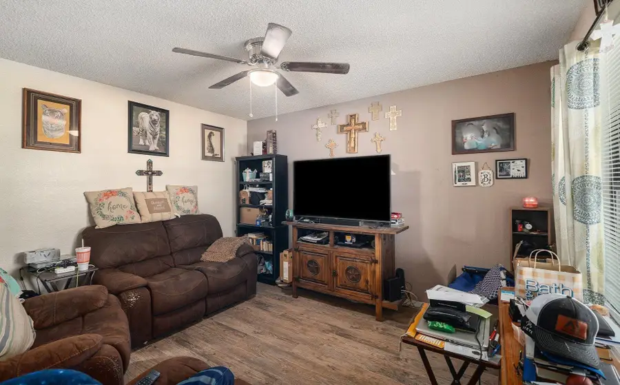 117 Walnut Creek Drive, Azle, TX 76020 - #3