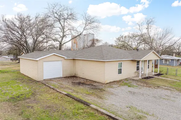 25 Erin Drive, Pottsboro, TX 75076