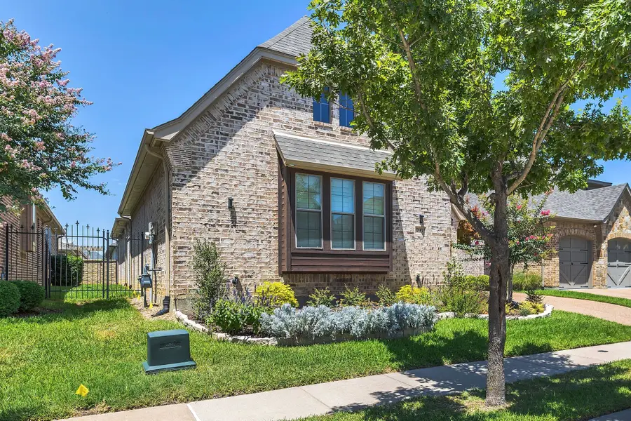 737 Silver Lake Drive, Keller, TX 76248 - #2