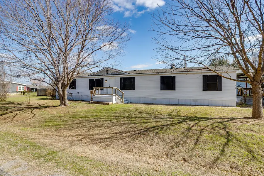 646 Whisperview Circle, Granbury, TX 76049 - #2