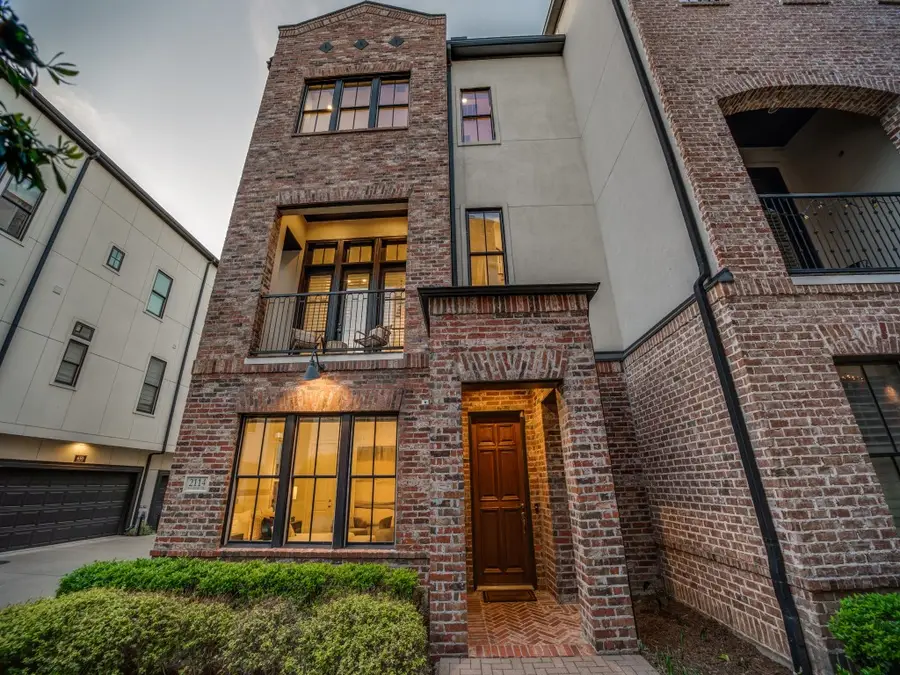 2114 Aylesport Drive, Dallas, TX 75201 - #2