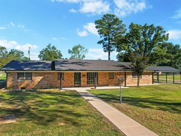 442 Golf Rd, Gilmer, TX 75645