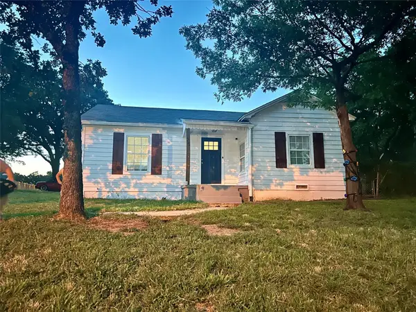 25 W Parnell Street, Denison, TX 75020