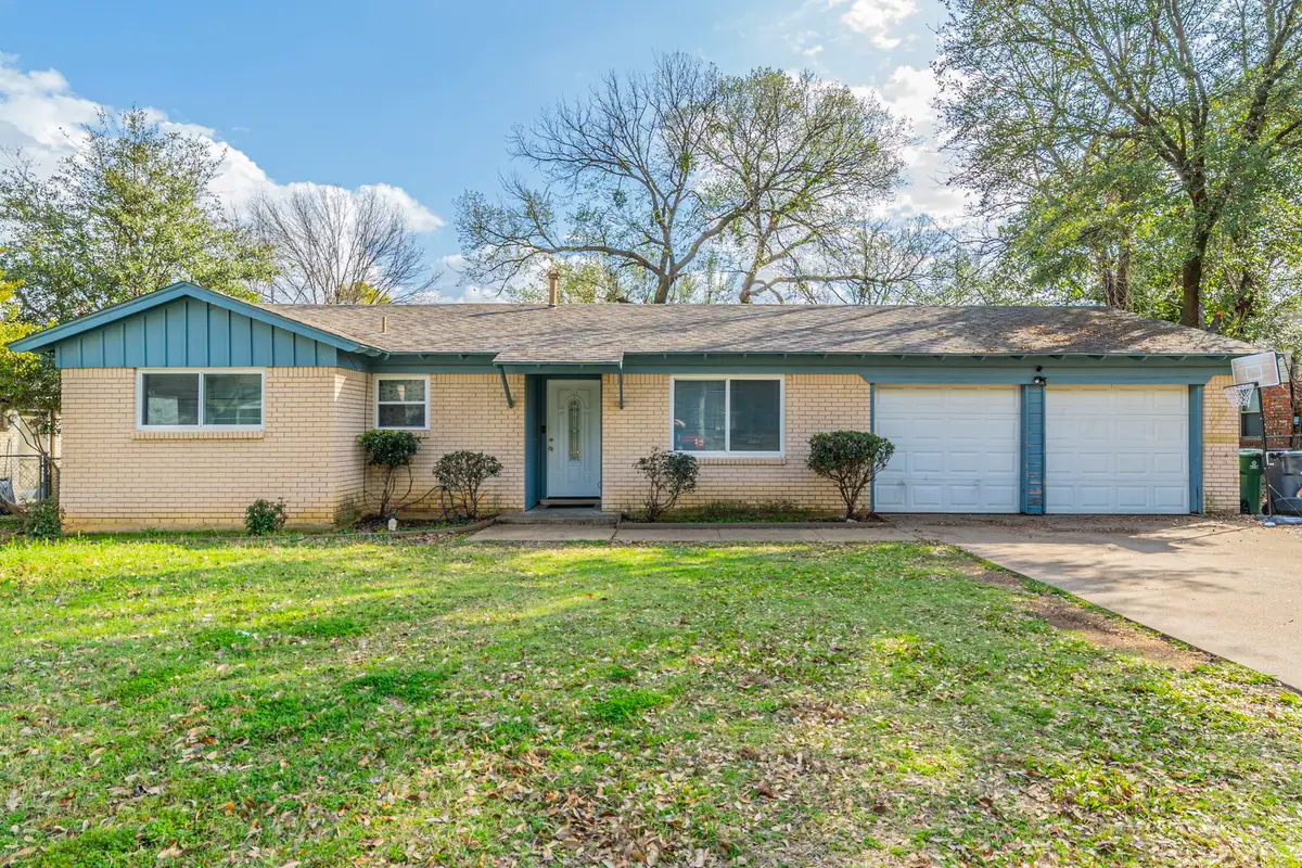 504 Lynda Lane, Arlington, TX 76010 - #1