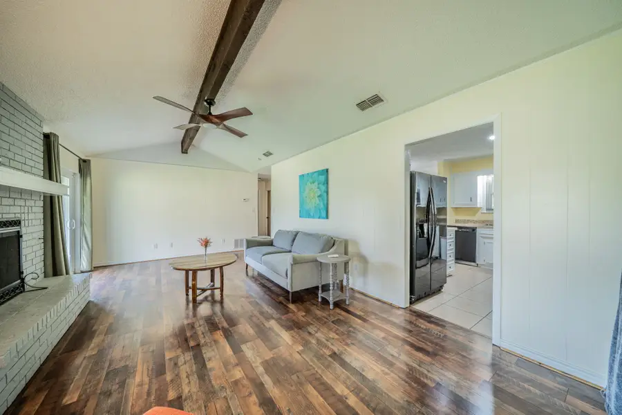 1300 Austin Street, Bowie, TX 76230 - #2