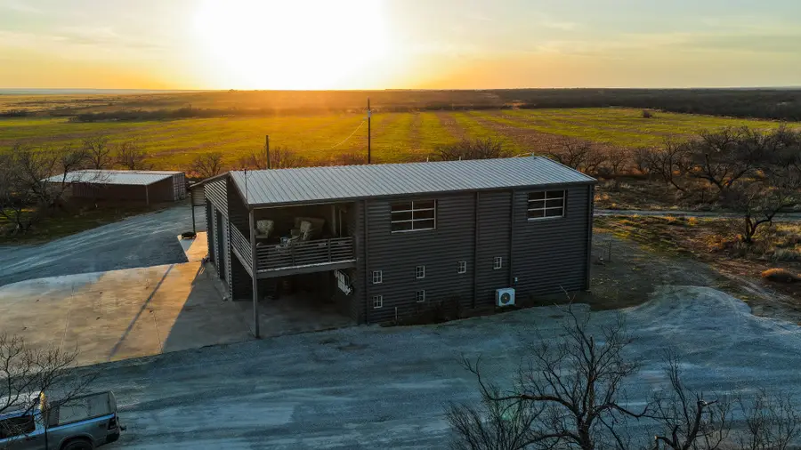 16820 County Road L, Childress, TX 79201 - #2