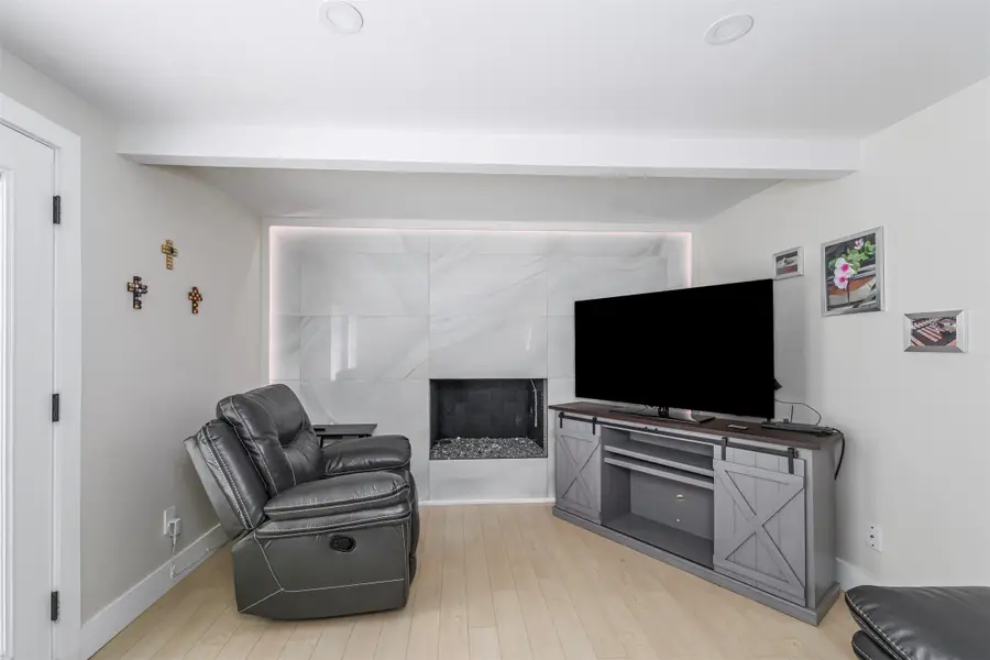 7436 Bridges Avenue, Richland Hills, TX 76118 - #3