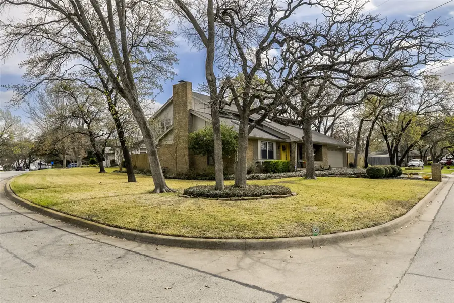 2205 Prestonwood Drive, Arlington, TX 76012 - #2