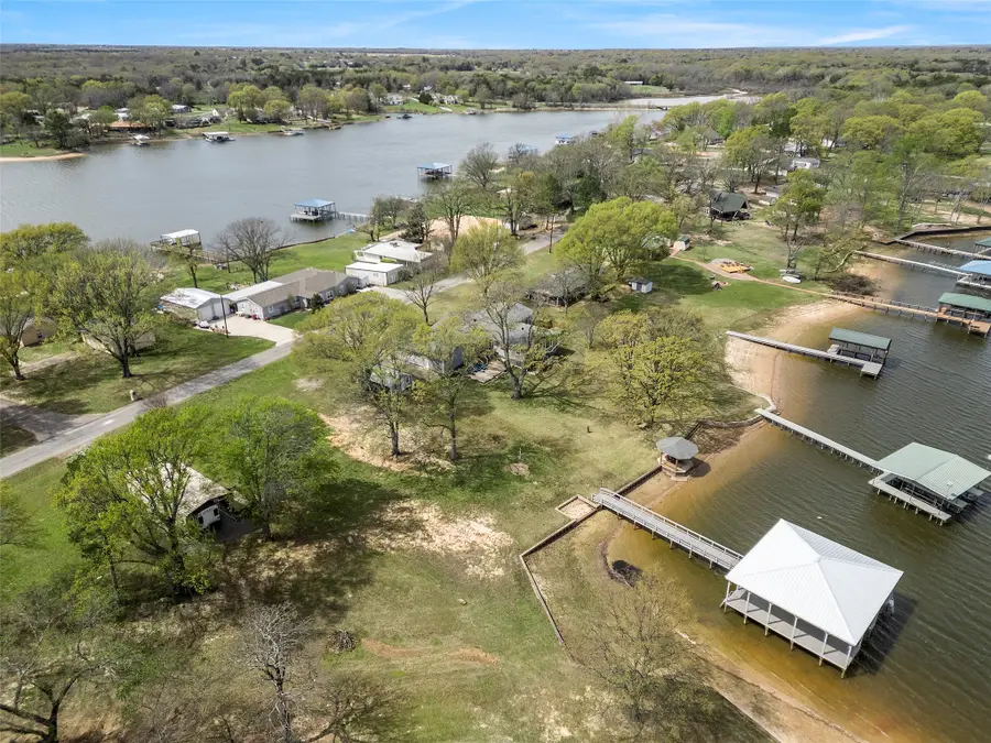 2109 Beavers Point, Bonham, TX 75418 - #2