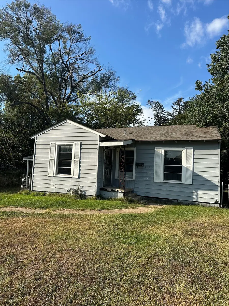 717 W 75th Street, Shreveport, LA 71106 - #2