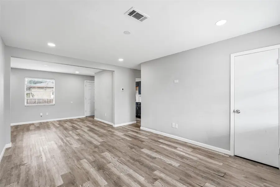 6129 Singing Hills Drive, Dallas, TX 75241 - #3