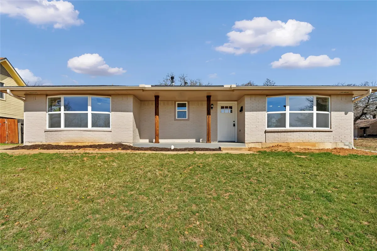 1901 Sandy Lane, Irving, TX 75060 - #1