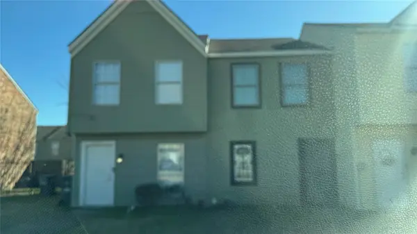 9434 Olde Towne Row, Dallas, TX 75227