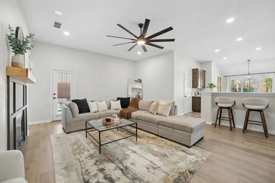 7410 Handen Drive, Rowlett, TX 75089 - #2