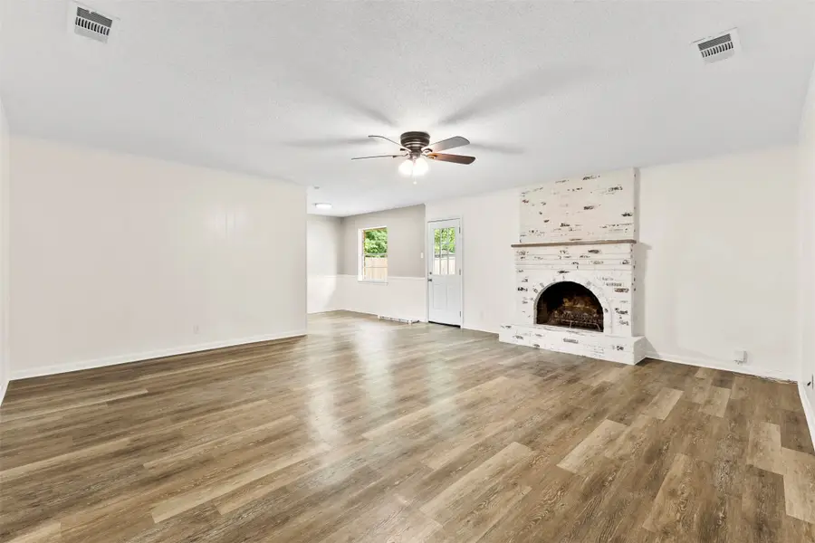 1705 Santa Clara Court, Grand Prairie, TX 75051 - #2