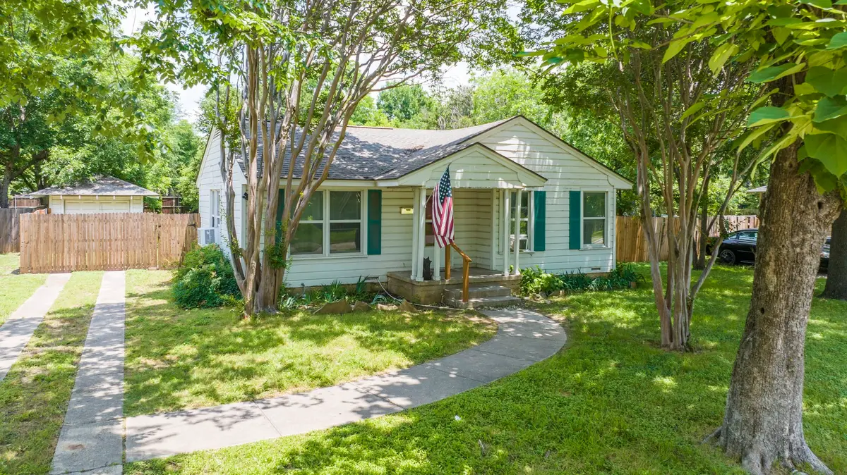 412 Iris Drive, Irving, TX 75061 - #1