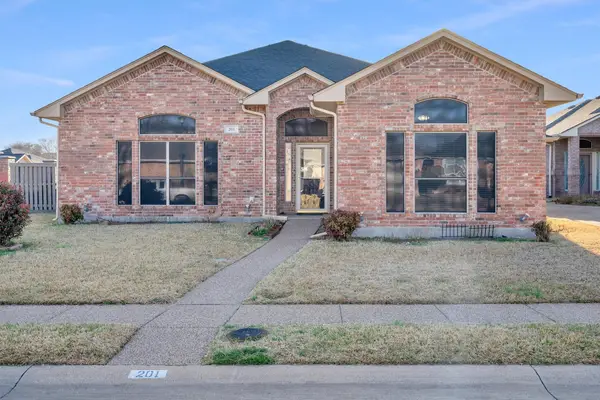 201 Bluebonnet Lane, Waxahachie, TX 75165