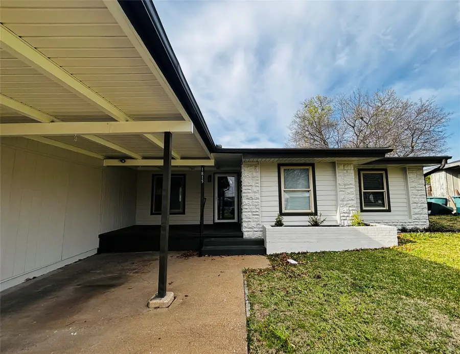 1815 W Brockett Street, Sherman, TX 75092 - #2