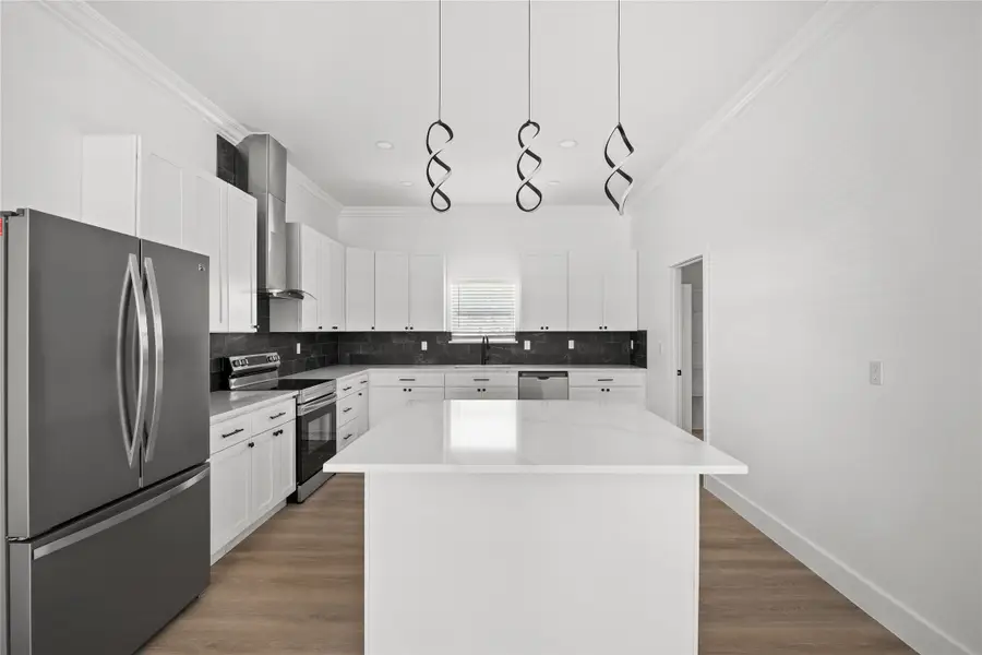 302 E Glenwood, Mabank, TX 75147 - #3