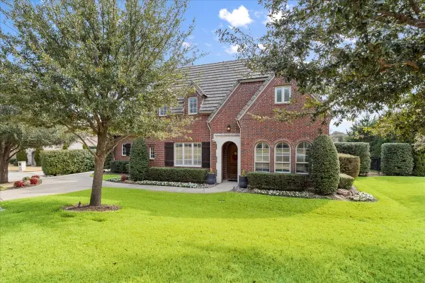 6782 Sawgrass Drive, Fort Worth, TX 76132