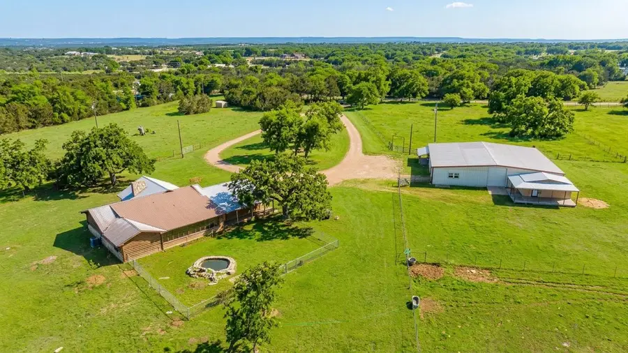 4024 County Road 313 Loop, Glen Rose, TX 76043 - #2