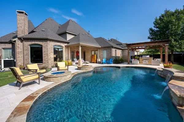 675 Featherstone Drive, Rockwall, TX 75087