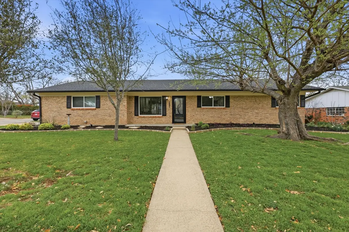 1321 Kings Row, Denton, TX 76209 - #1