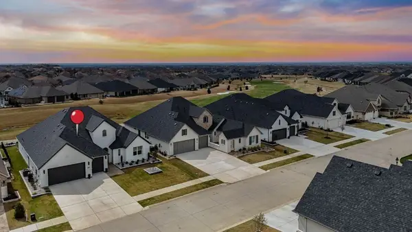 10817 Drinkwater Drive, Denton, TX 76207