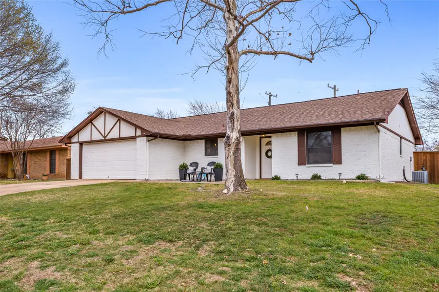 413 E Oak Street, Aledo, TX 76008 - #2