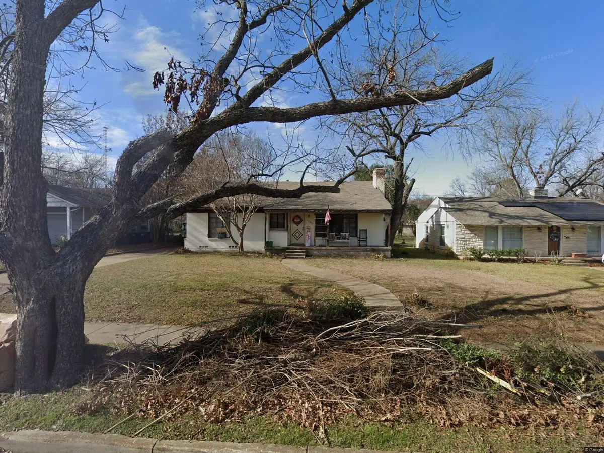 1740 Oakland Boulevard, Fort Worth, TX 76103 - #1